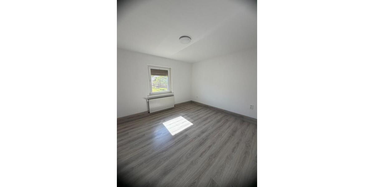 Etagenwohnung Waldkappel - 3 Zimmer, 81 m&sup2;, 550&euro; | Angebot:26391877