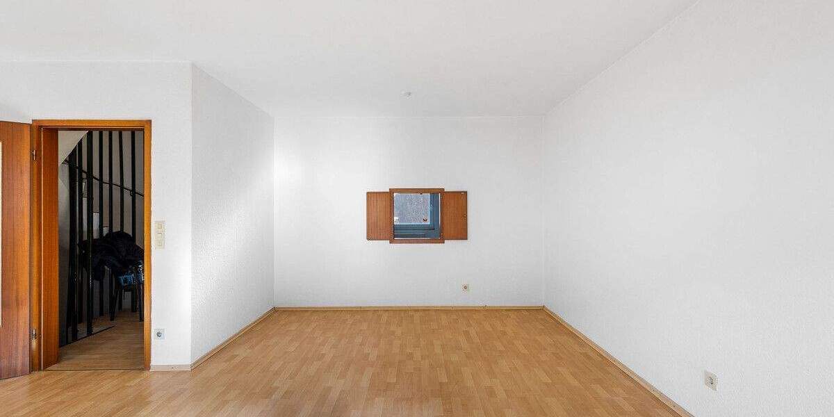 Reihenmittelhaus Regensburg Ostenviertel - 5 Zimmer, 136 m&sup2;, 499.000&euro; | Angebot:25071682