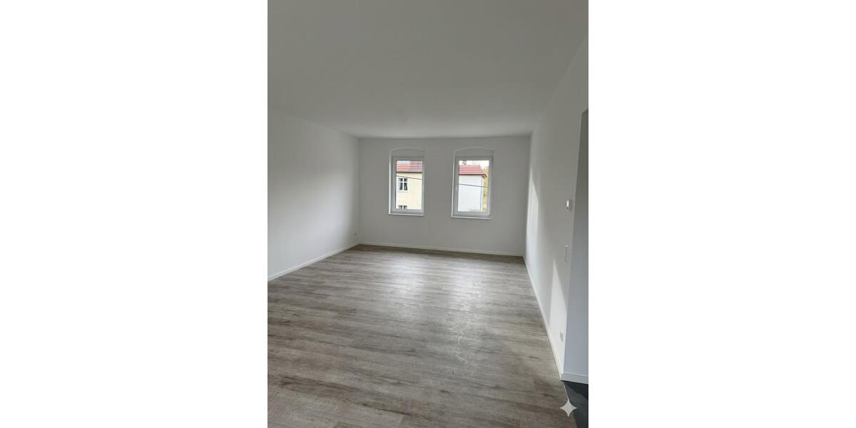 Etagenwohnung Rüdersdorf bei Berlin Hennickendorf - 5 Zimmer, 139 m&sup2;, 1.599&euro; | Angebot:26681689