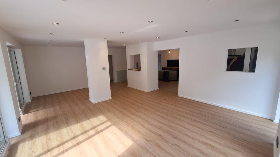 Erdgeschoßwohnung Greding - 3 Zimmer, 160 m&sup2;, 1.440&euro; | Angebot:24974926