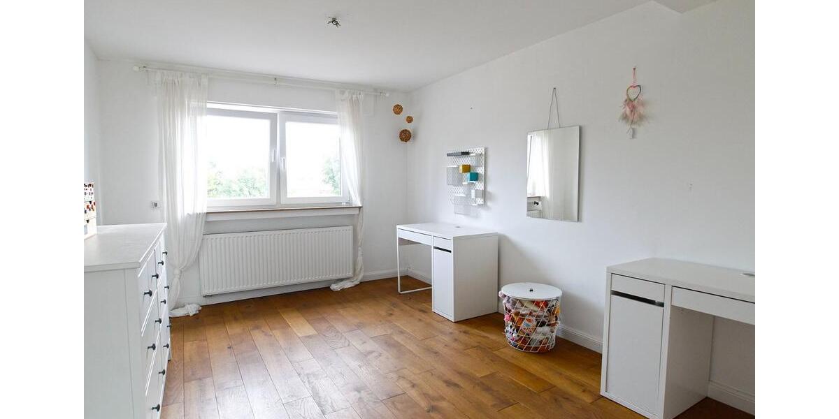 Reihenhaus Neuss Holzheim - 6 Zimmer, 162 m&sup2;, 575.000&euro; | Angebot:24372290