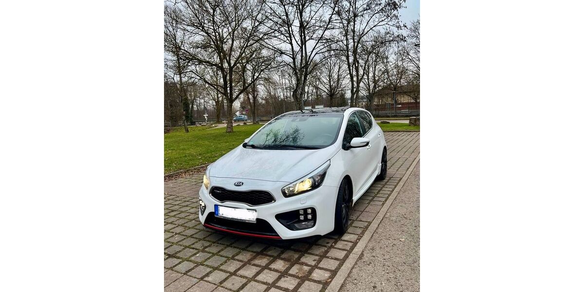 Kia ceed / Ceed 106.000 km 12.500 &euro; Remchingen 75196