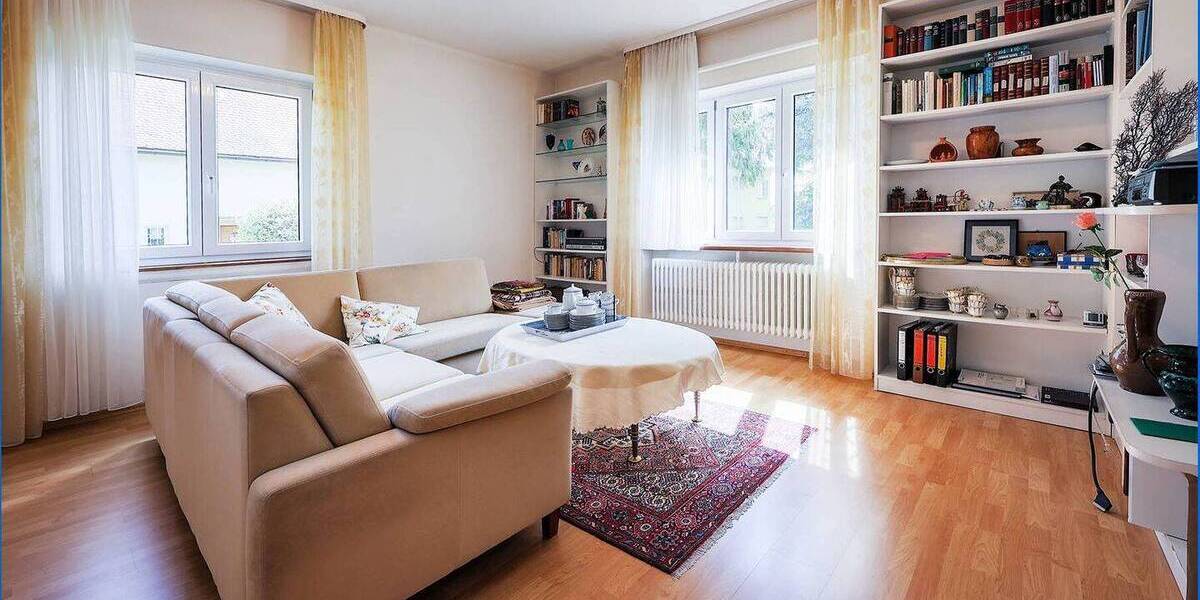 Einfamilienhaus Singen - 7 Zimmer, 240 m&sup2;, 695.000&euro; | Angebot:26364115