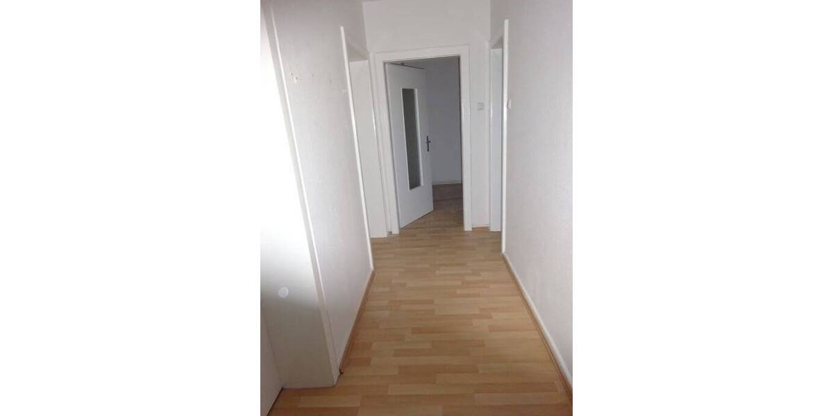 Etagenwohnung Hildesheim Ost - 3 Zimmer, 70 m&sup2;, 590&euro; | Angebot:25740709