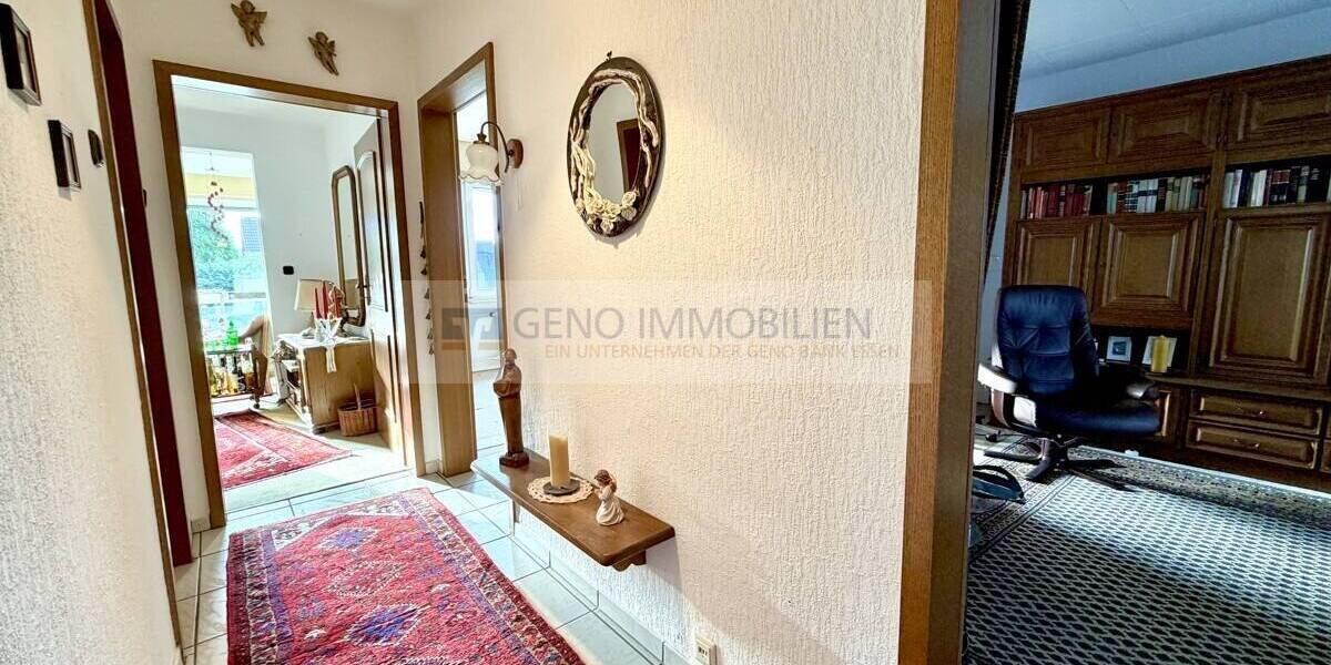 Mehrfamilienhaus, Wohnhaus Essen Burgaltendorf - 9 Zimmer, 184 m&sup2;, 560.000&euro; | Angebot:26208405