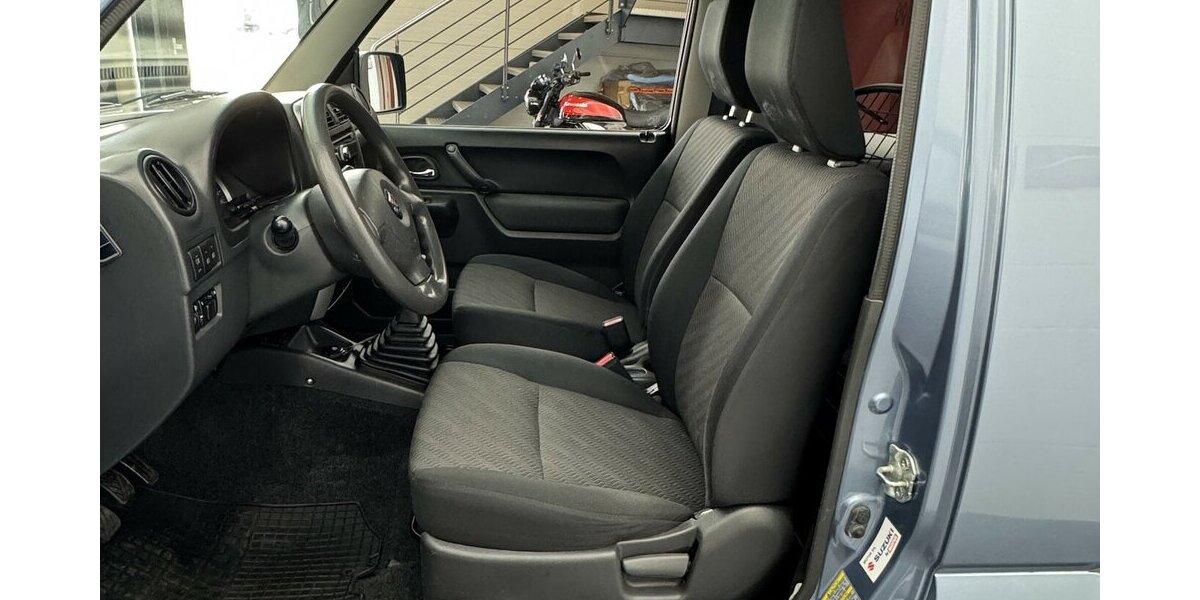 Suzuki Jimny FJ Lim. 1.3 AHK Sitzheizung Klimaanlage 84.150 km 14.520 &euro; Lich 35423