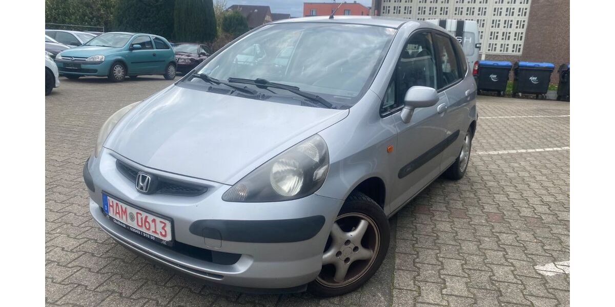 Honda Jazz 276.000 km 949 &euro; Hamm 59077