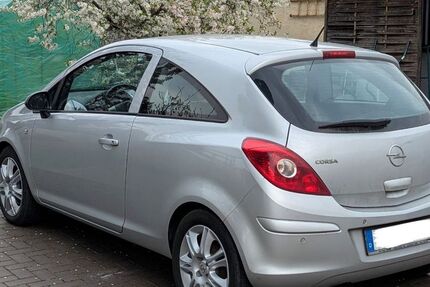Opel Corsa 220.000 km 1.000 &euro; Gröden 04932