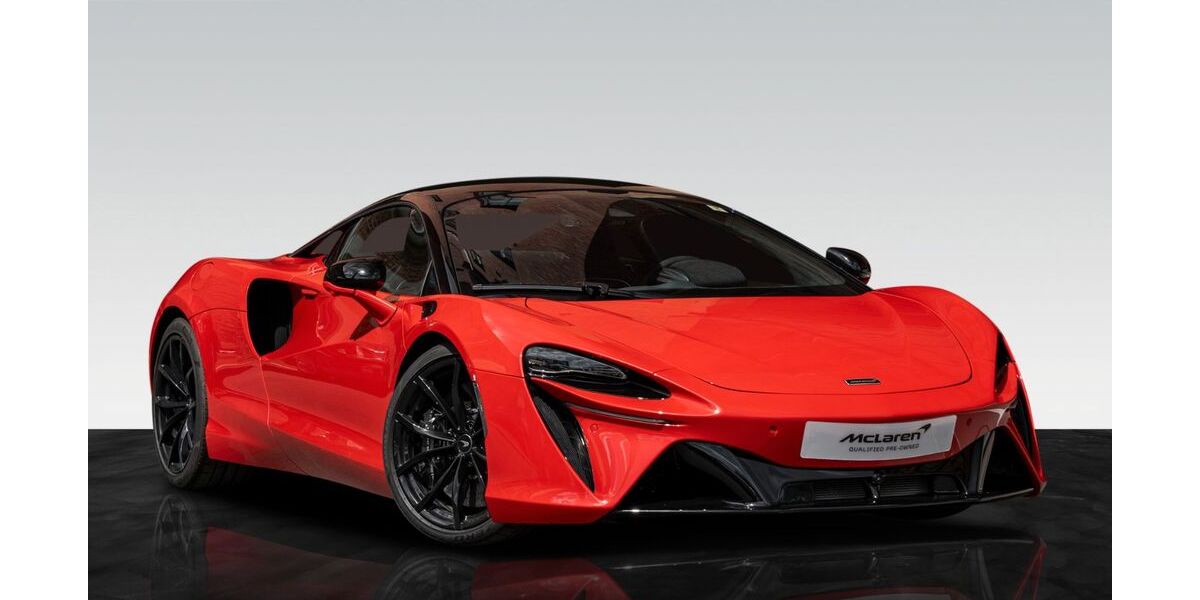 McLaren Artura 6.900 km 217.700 &euro; Frankfurt 60386