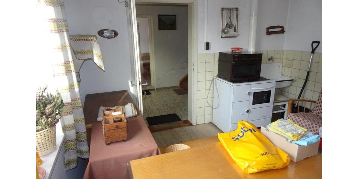 Einfamilienhaus Dingolfing - 10 Zimmer, 260 m&sup2;, 1.500&euro; | Angebot:25523082