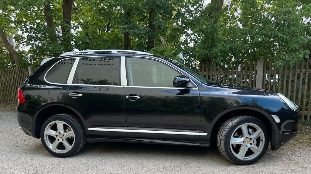 Porsche Cayenne 296.700 km 5.800 &euro; München 81737