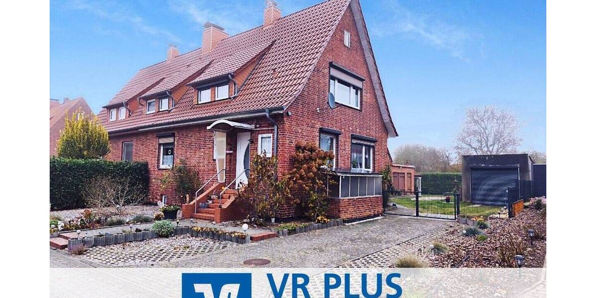 Modernisierte Doppelhaushälfte mit Garage und Nebengebäude 4 zimmer