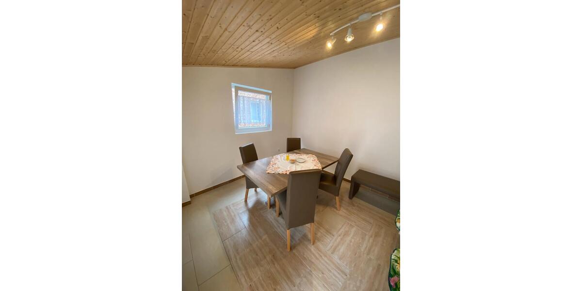 Mehrfamilienhaus, Wohnhaus Rottenburg an der Laaber - 5 Zimmer, 145 m&sup2;, 335.000&euro; | Angebot:27050048