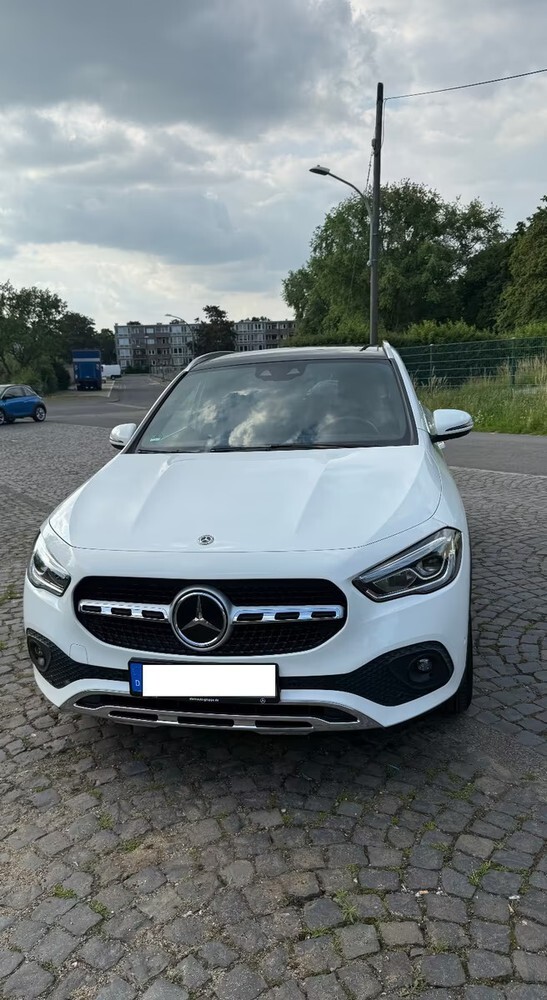 Mercedes-Benz GLA-Klasse 77.000 km 35.000 € Köln 50667