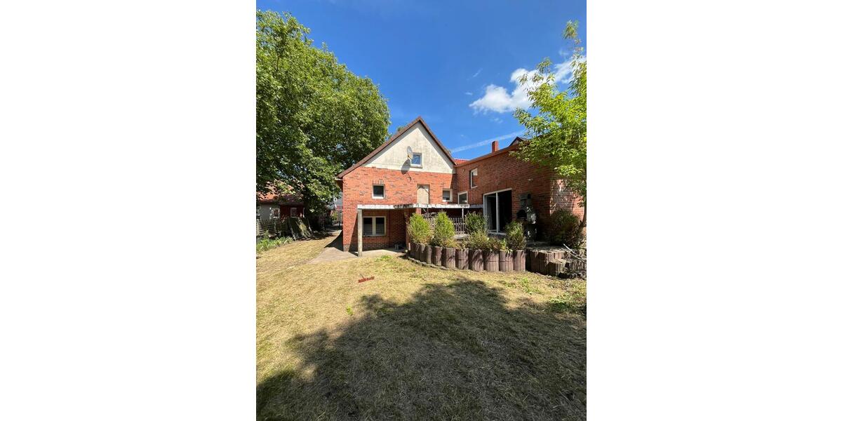 Einfamilienhaus Boffzen - 8 Zimmer, 1.000 m&sup2;, 129.000&euro; | Angebot:26416224