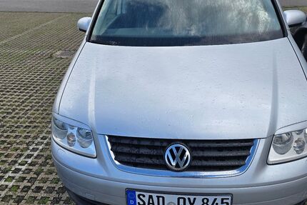 VW Touran 219.500 km 2.750 &euro; Schwandorf 92421
