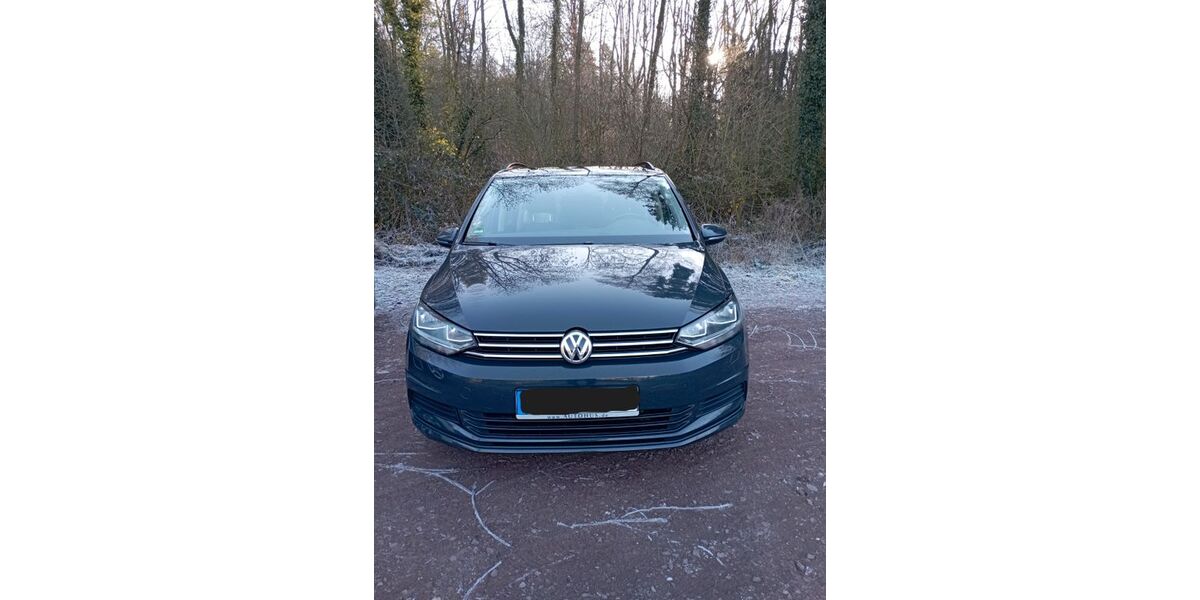VW Touran 218.000 km 9.900 &euro; Preußisch Oldendorf 32361