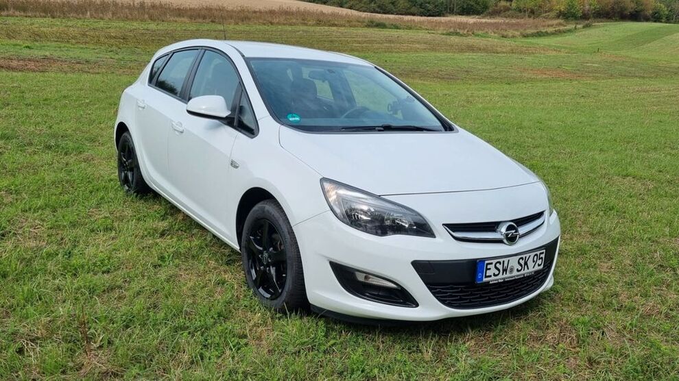 Opel Astra 97.000 km 5.900 € Nentershausen 36214