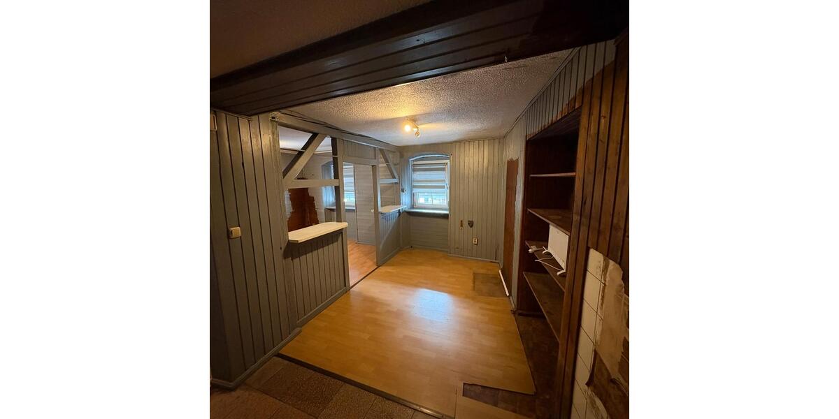 Einfamilienhaus Kastl - 7 Zimmer, 120 m&sup2;, 110.000&euro; | Angebot:27033743
