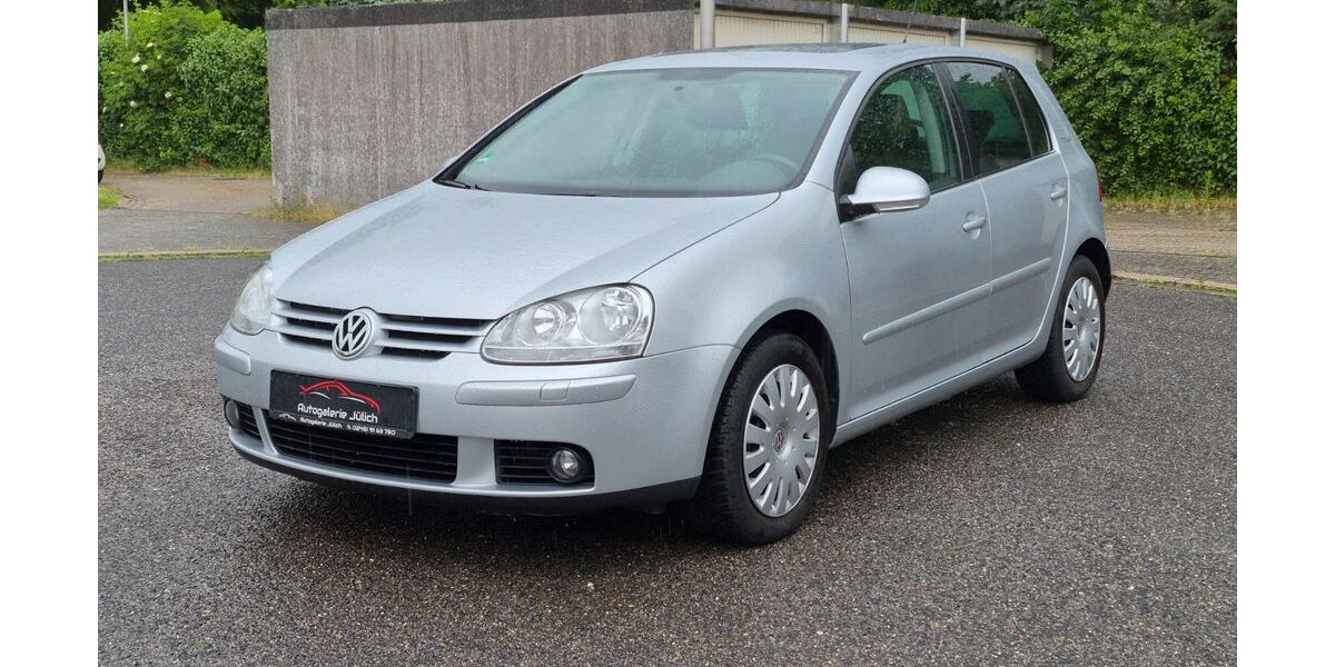 VW Golf 74.000 km 5.499 &euro; Jülich 52428