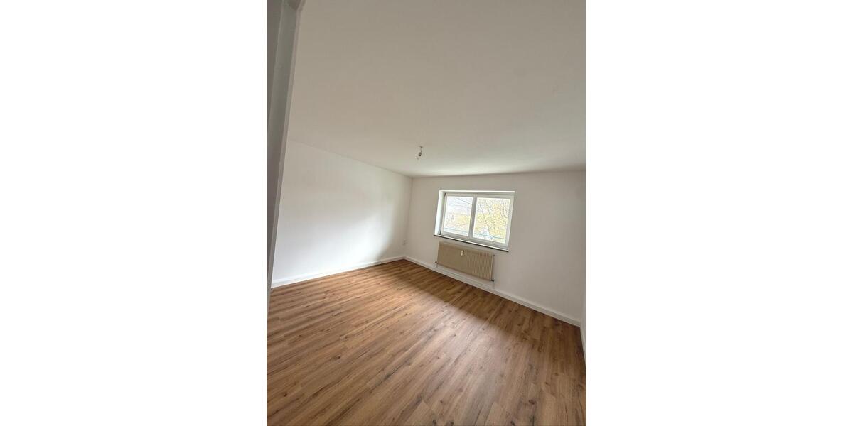 Etagenwohnung Amberg - 3 Zimmer, 90 m&sup2;, 945&euro; | Angebot:25127356