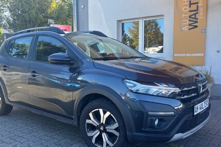 Dacia Sandero 33.261 km 13.885 &euro; Stockelsdorf bei Lübeck 23617
