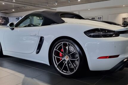 Porsche Boxster 16.000 km 105.000 &euro; Mettmann 40822