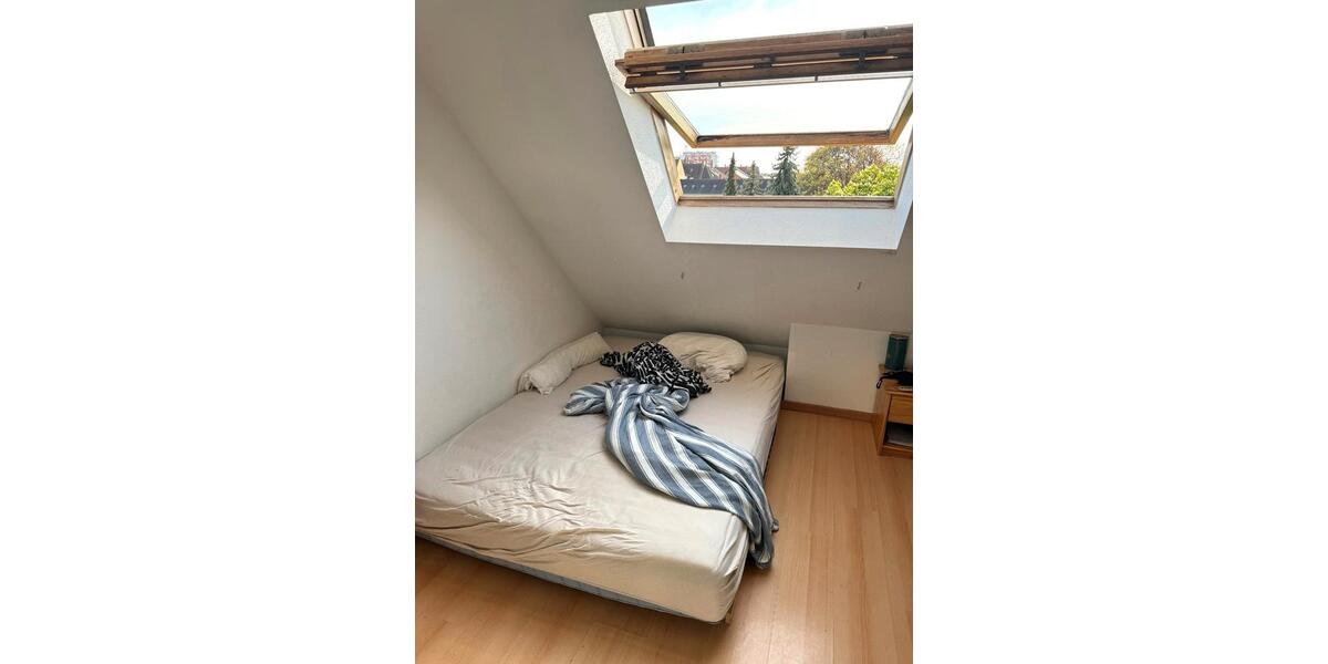 Dachgeschoßwohnung Braunschweig Lehndorf-Watenbüttel - 2 Zimmer, 24 m&sup2;, 330&euro; | Angebot:26441404