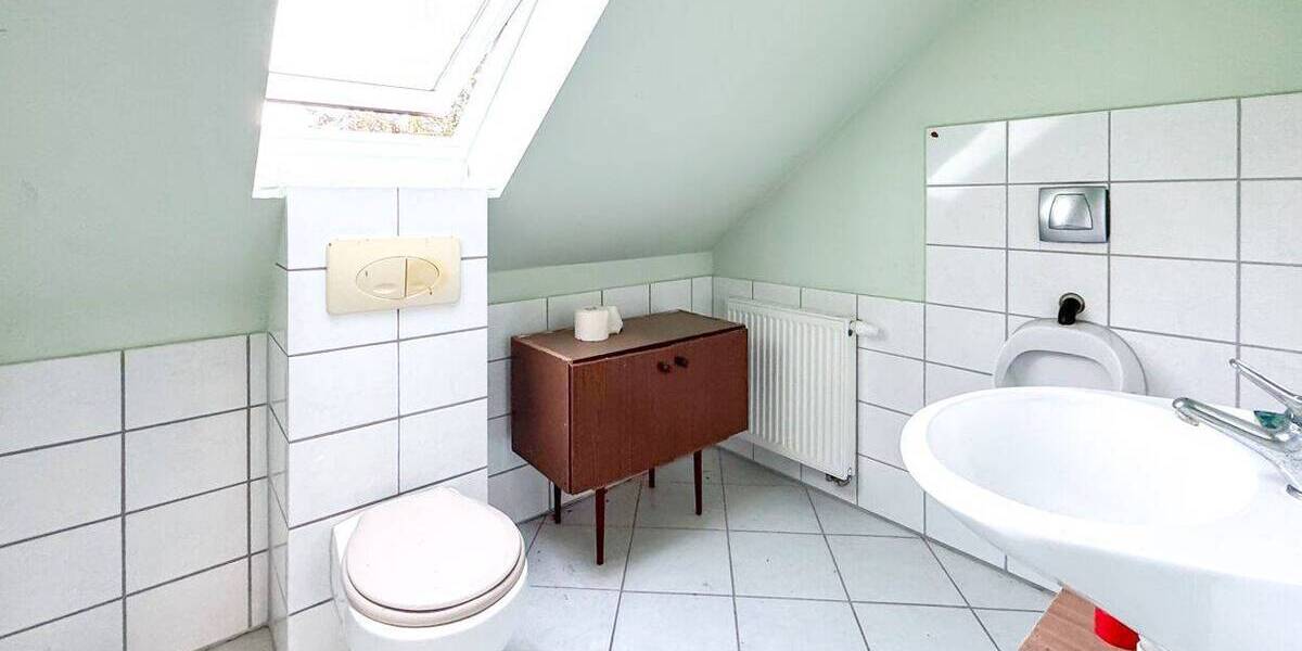 Mehrfamilienhaus, Wohnhaus Aland Pollitz - 8 Zimmer, 227 m&sup2;, 115.000&euro; | Angebot:26686866
