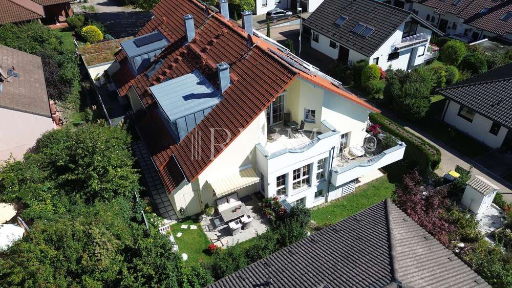 Haus zum Kaufen in Mühlacker 875.000 € 264 m² 8 zimmer