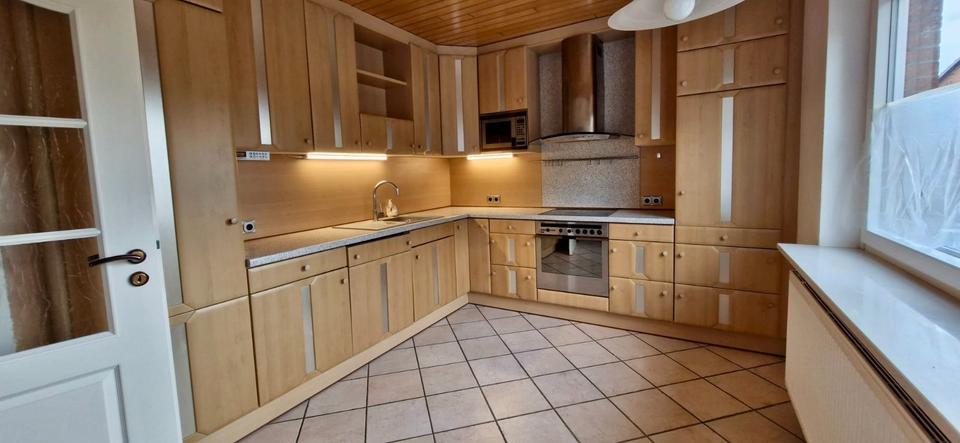 Erdgeschoßwohnung Heide - 3 Zimmer, 100 m&sup2;, 1.020&euro; | Angebot:26624185