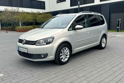 VW Touran 177.989 km 11.798 &euro; Mannheim 68305
