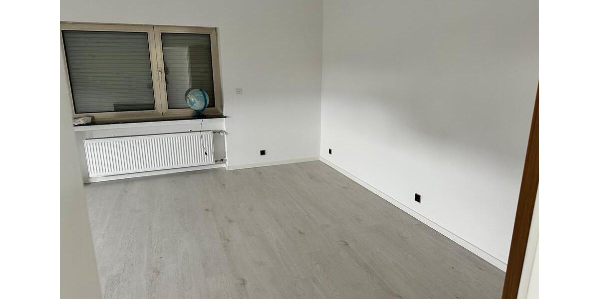Erdgeschoßwohnung Dillenburg Manderbach - 3 Zimmer, 98 m&sup2;, 700&euro; | Angebot:26279472