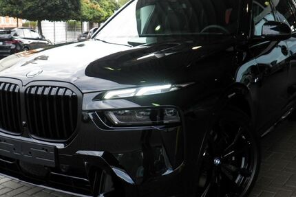 BMW X7 11.063 km 93.750 € Frankfurt am Main 60435