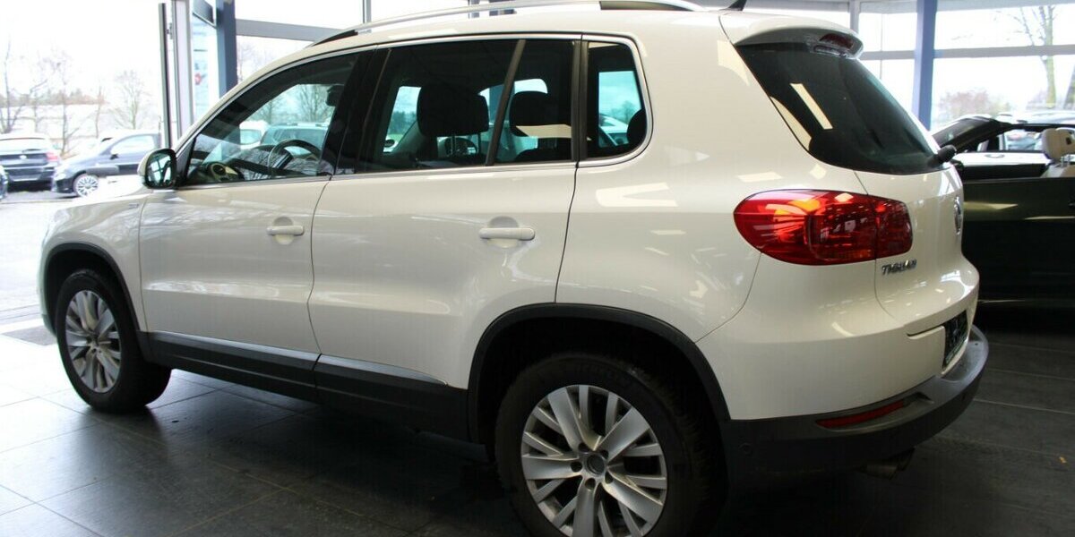 VW Tiguan 1.4 TSI BMT Life Panorama 121.251 km 10.780 &euro; Euskirchen 53881