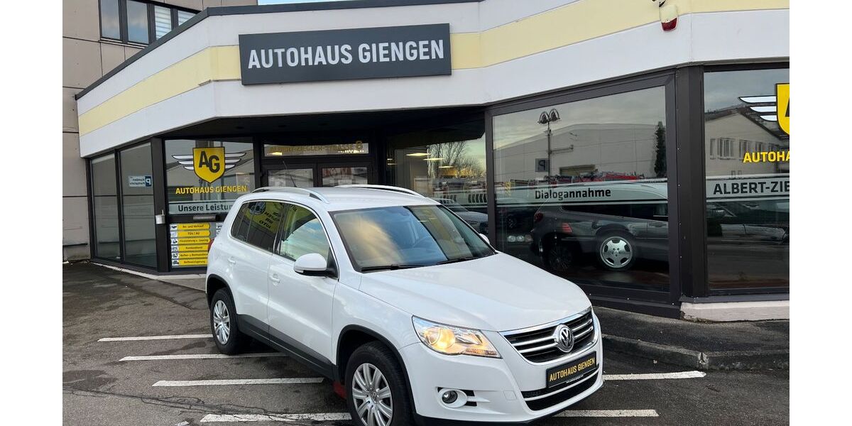 VW Tiguan 142.630 km 7.900 &euro; Giengen 89537