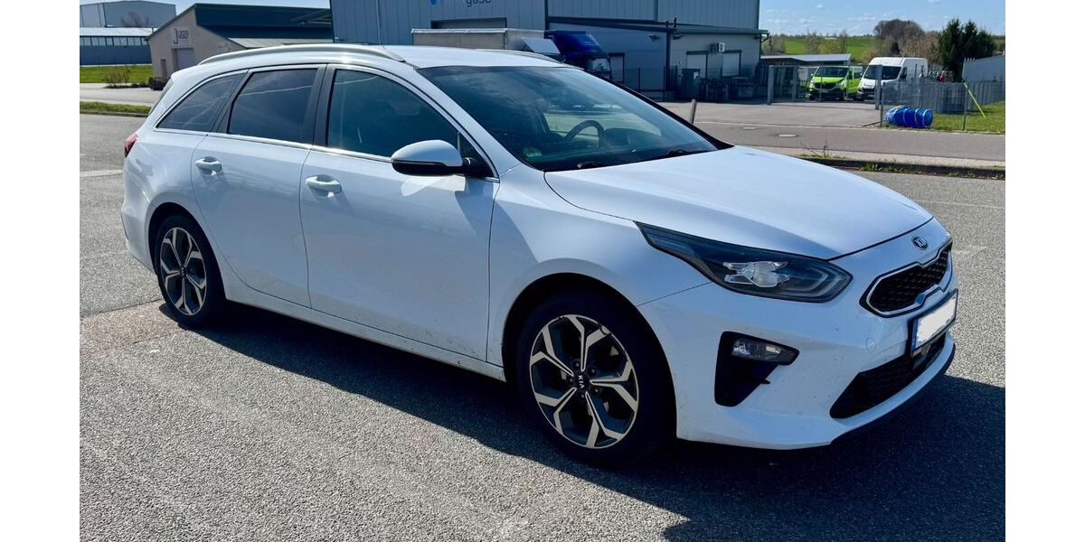 Kia ceed Sportswagon 128.800 km 11.999 &euro; Penig 09322