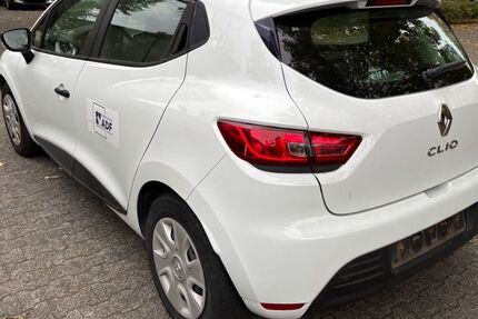 Renault Clio 154.261 km 4.760 € Hofheim am Taunus 65719