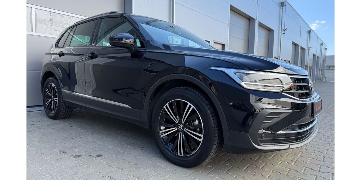 VW Tiguan 35.211 km 24.589 &euro; Willich 47877