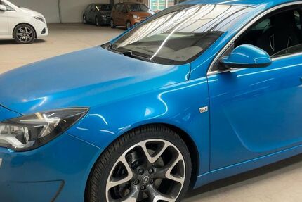 Opel Insignia 98.500 km 22.900 &euro; Rüsselsheim 65428