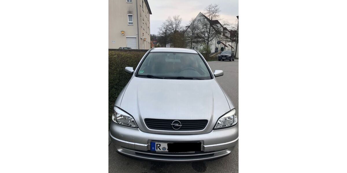 Opel Astra 218.000 km 1.100 &euro; Nittendorf 93152