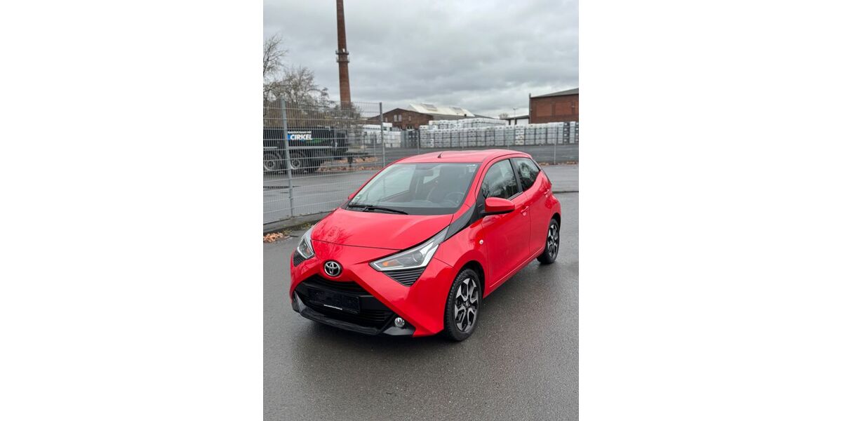 Toyota Aygo (X) 84.000 km 7.990 &euro; Schwerte 58239