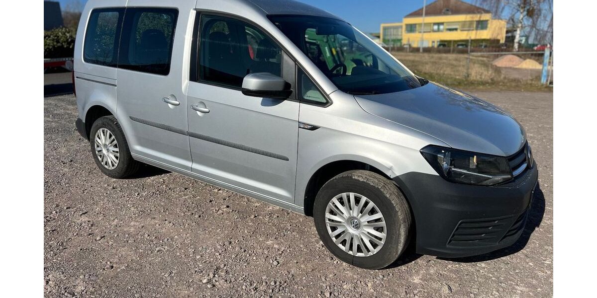 VW Caddy 229.900 km 8.687 &euro; Oschatz 04758