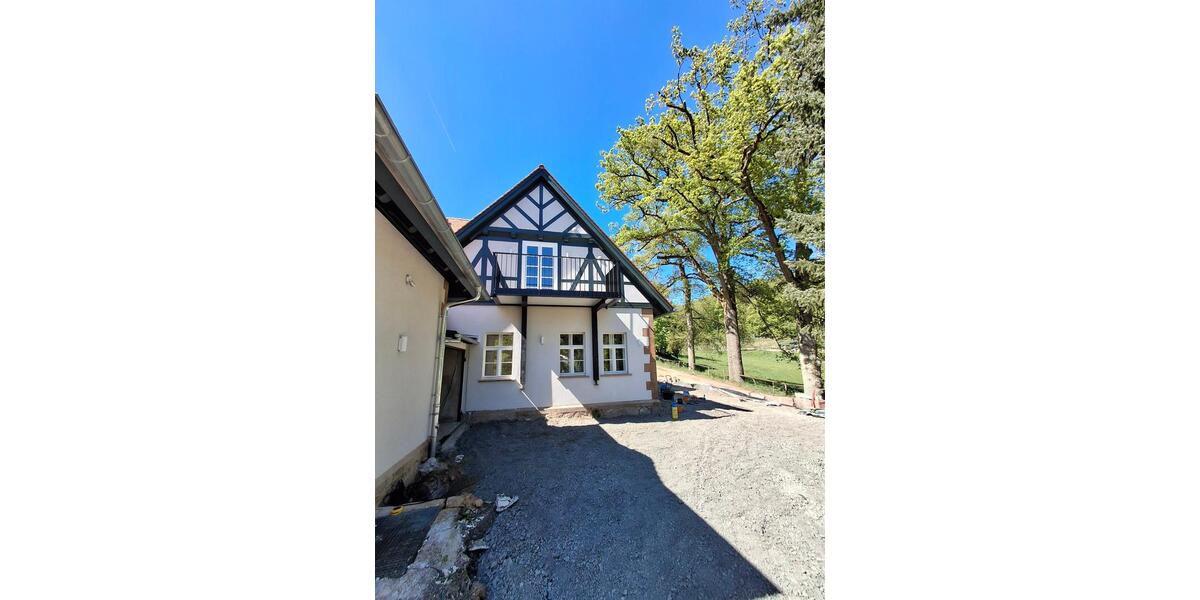 Dachgeschoßwohnung Marburg - 3 Zimmer, 119 m&sup2;, 2.450&euro; | Angebot:25880812