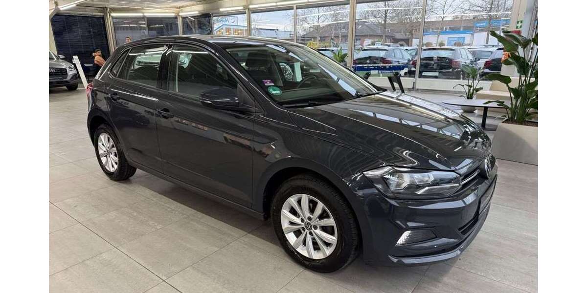 VW Polo 111.600 km 12.990 &euro; Braunschweig 38116