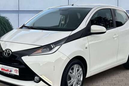 Toyota Aygo 67.000 km 10.390 € Neuenhaus 49828