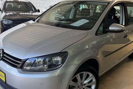 VW Touran 156.200 km 10.990 &euro; Kreuztal 57223