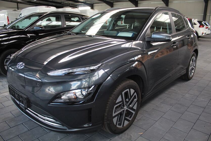 Hyundai KONA Elektro 34.390 km 19.490 € Andervenne 49832