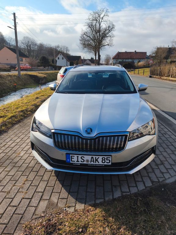 Skoda Superb 85.000 km 20.000 € Stadtroda 07646