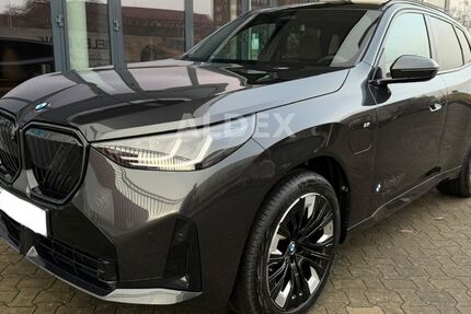 BMW X3 8.340 km 68.870 &euro; Bad Arolsen 34454